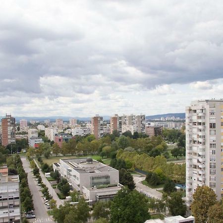 Penthouse “Sky 16” Studio Apartment Ζάγκρεμπ Εξωτερικό φωτογραφία