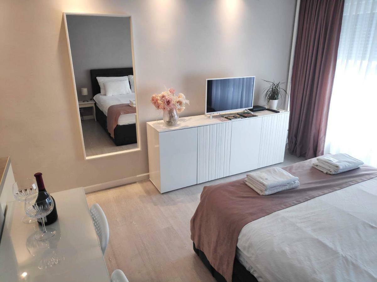 Penthouse “Sky 16” Studio Apartment Ζάγκρεμπ Εξωτερικό φωτογραφία